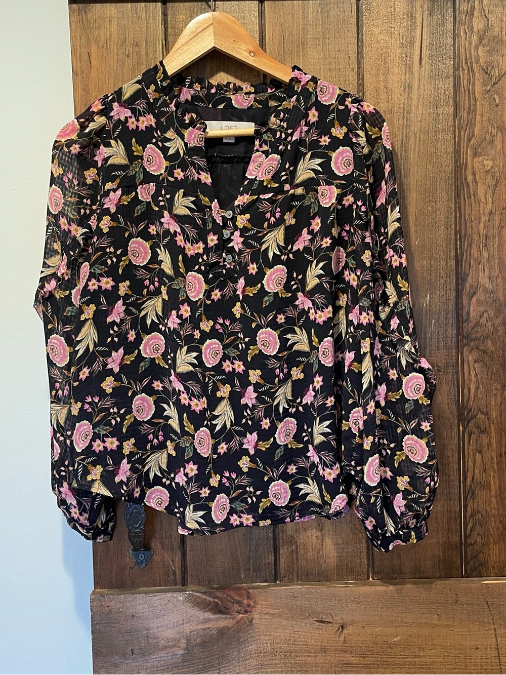 LOFT Black Floral Botanical Ruffle Sleeve Blouse Small Petite